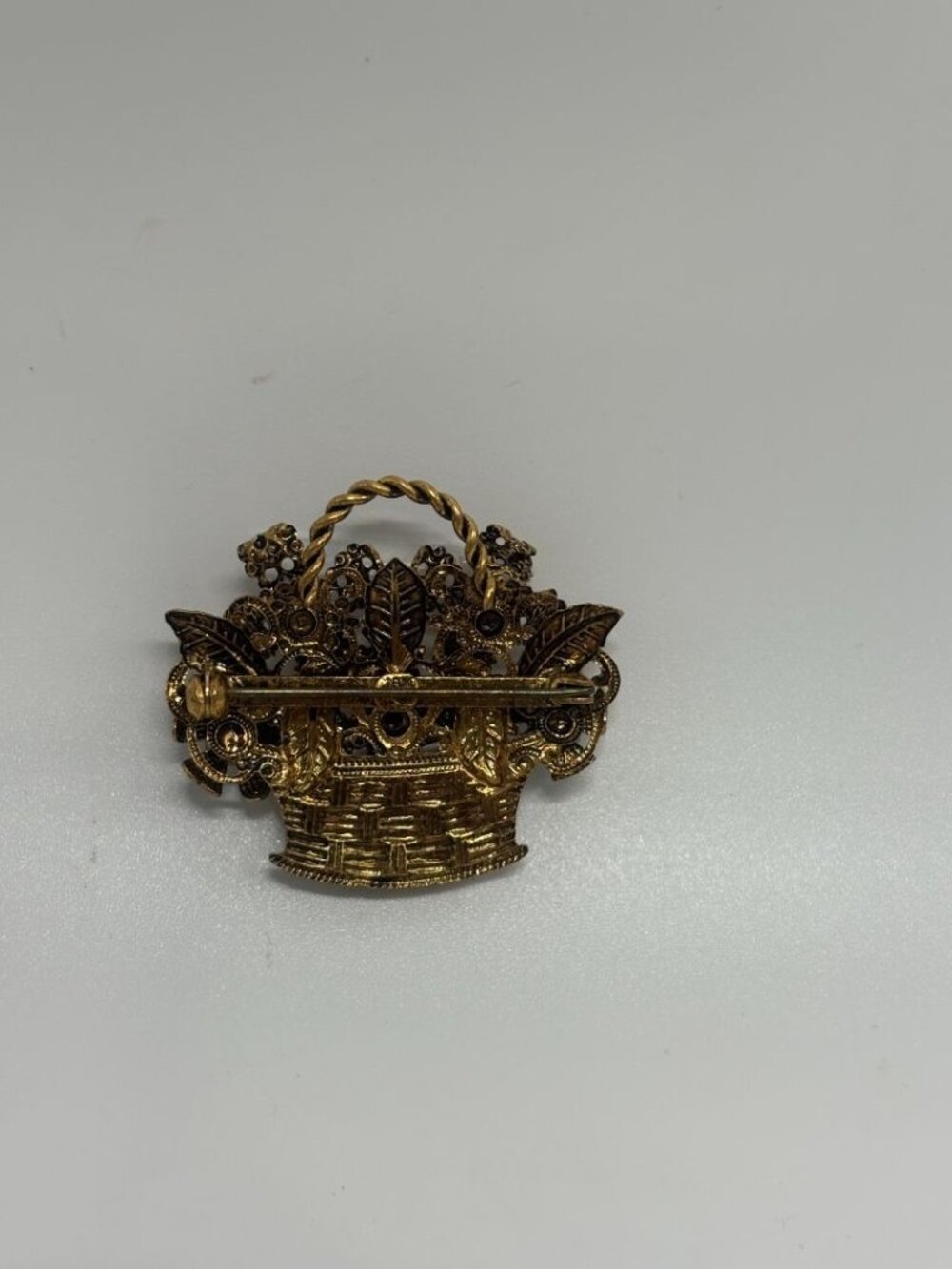 Gold-Tone Vintage Rhinestone Flower Basket 1950s/1960s Brooch Pin - Picture 5 of 7